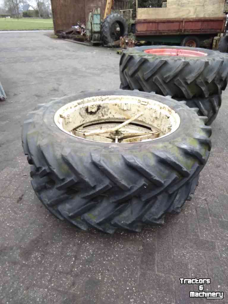 Roues, Pneus, Jantes, Barillets Jumelage Stomil 16.9 x 30