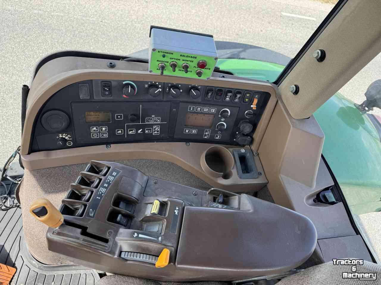 Tracteur John Deere 8130