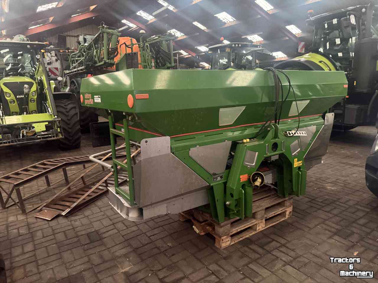 Distributeur d‘engrais Amazone Ultra 3000