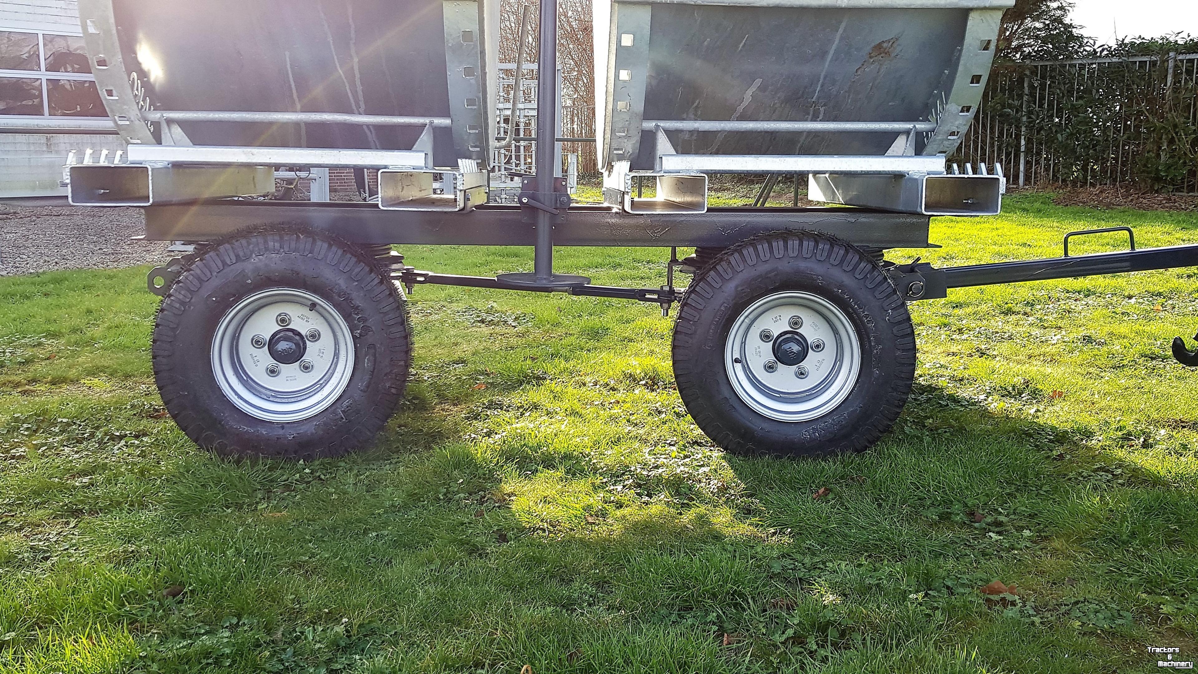 Benne agricole  Kantelbakkenwagen
