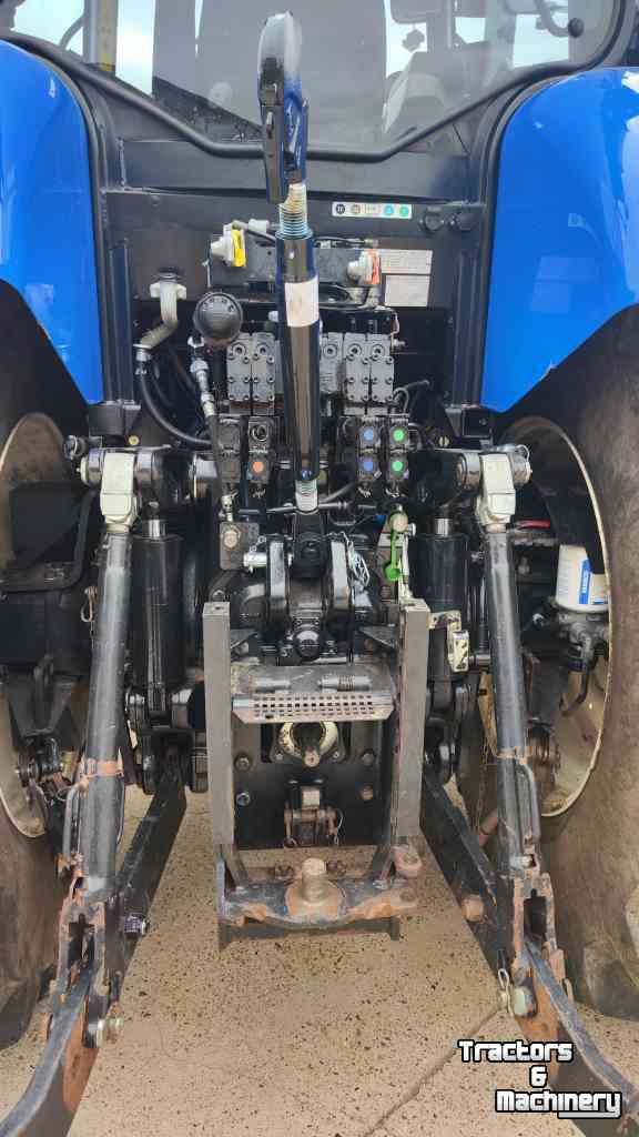 Tracteur New Holland T7.245 PC Sidewinder INT4