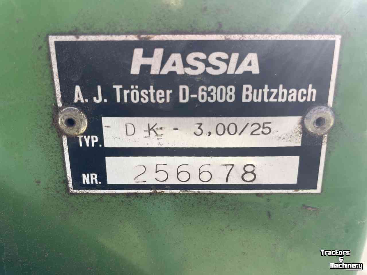 Semoir Hassia DK 300/25