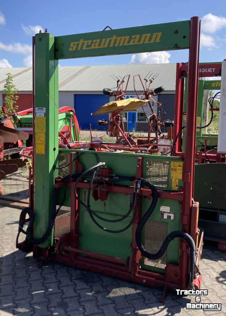 Désileuse à bloc Strautmann Hydrofox HK3 kuilsnijder kuilvoersnijder U snijder voermachines
