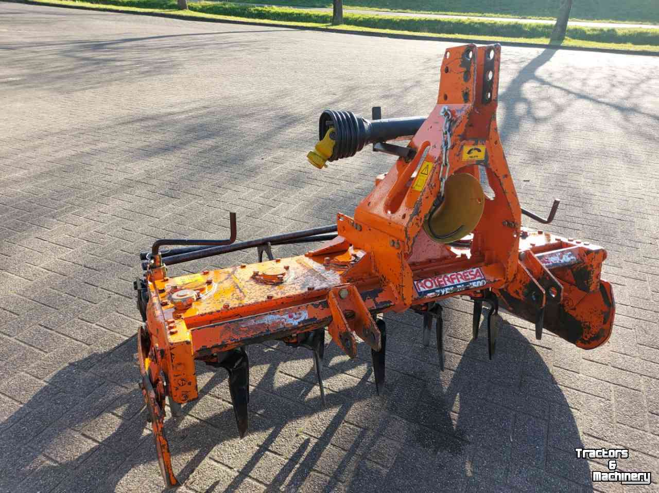 Herse rotative  Agip BL-1500 Rotorkopeg / Rotoreg / Kopeg