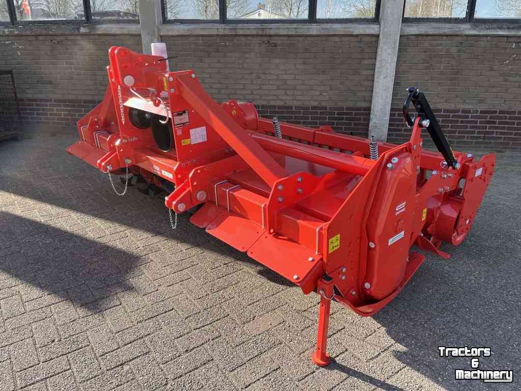 Fraise rotative Maschio SC 280 messenfrees met packerwals