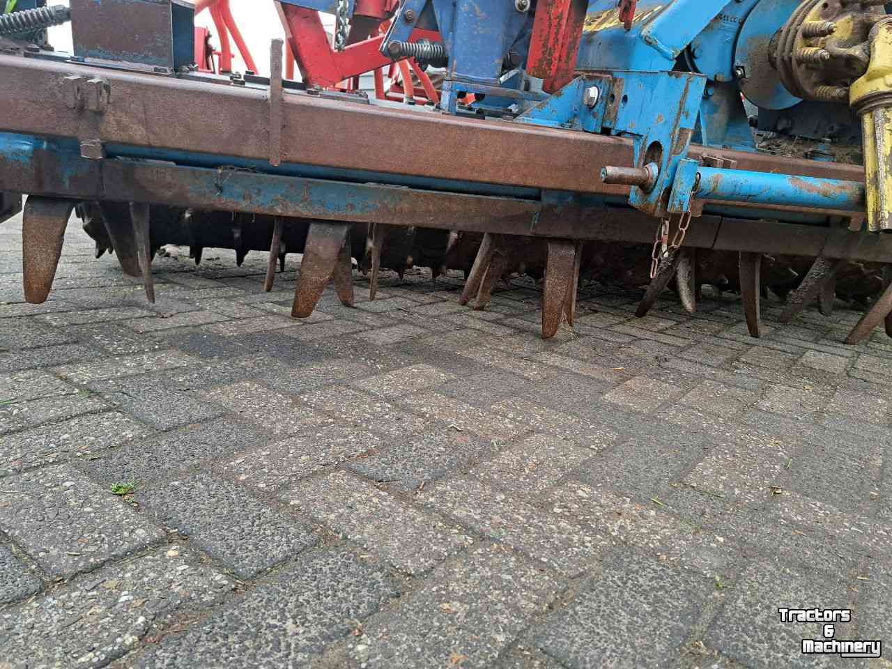Combination de préparation du lit de semence Accord 3 meter zaaimachine