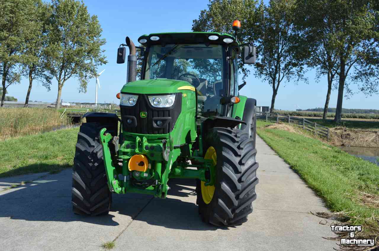 Tracteur John Deere 6125R