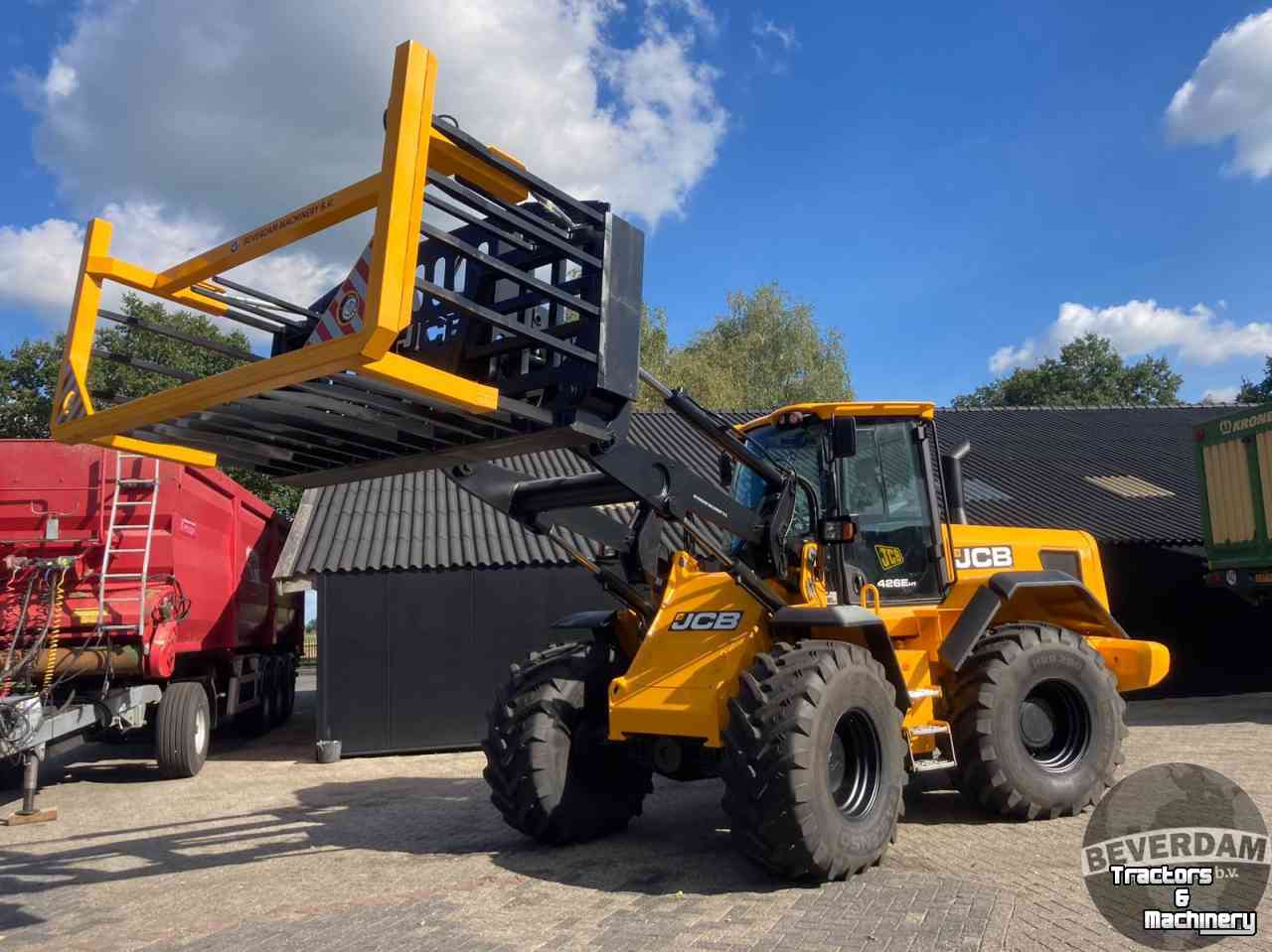 Chargeuse sur pneus JCB 426 AGRI HT