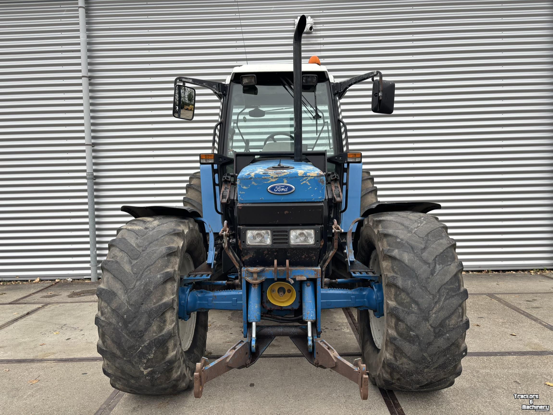 Tracteur Ford 6640 SLE