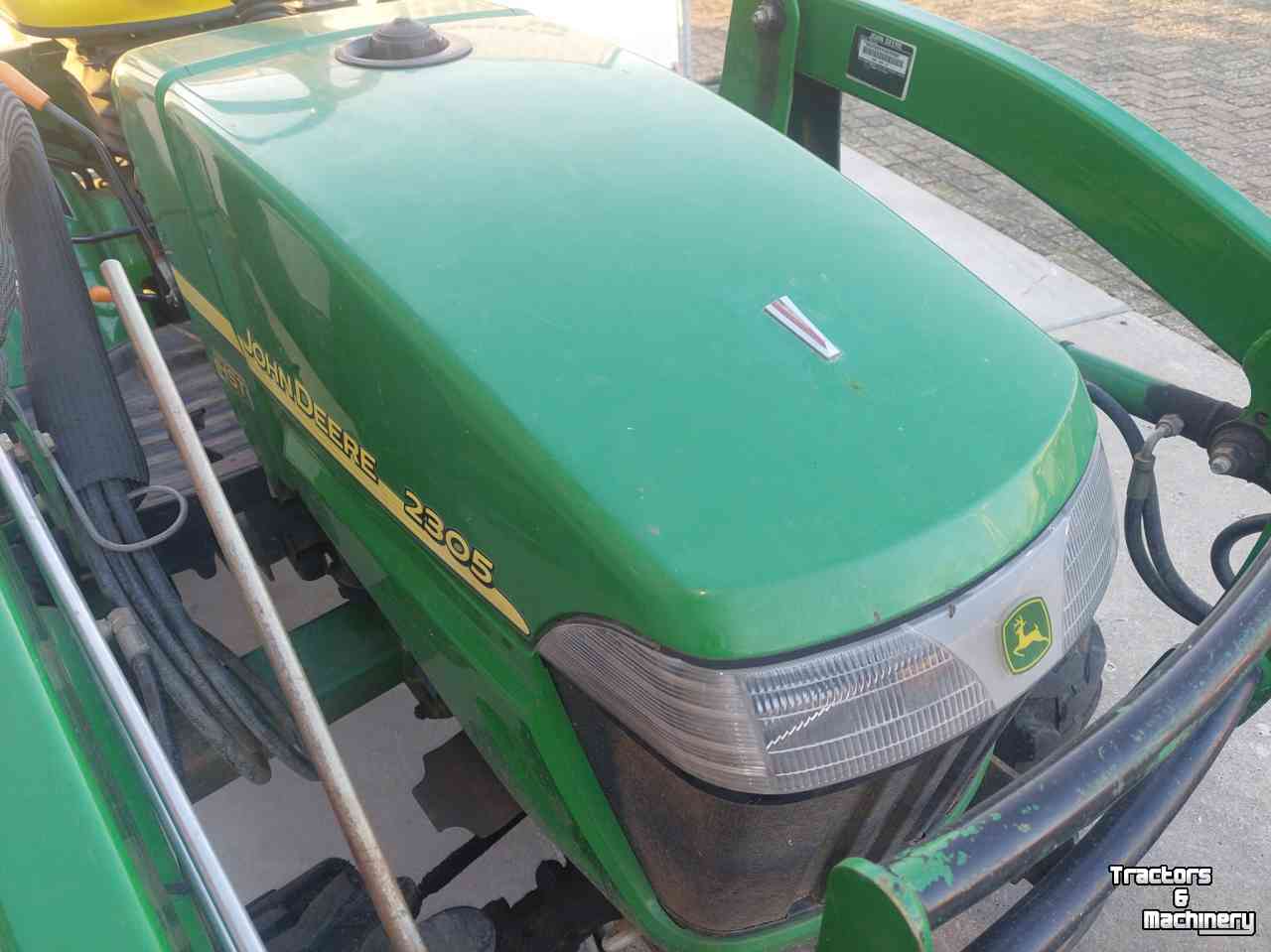 Tracteur pour horticulture John Deere 2305