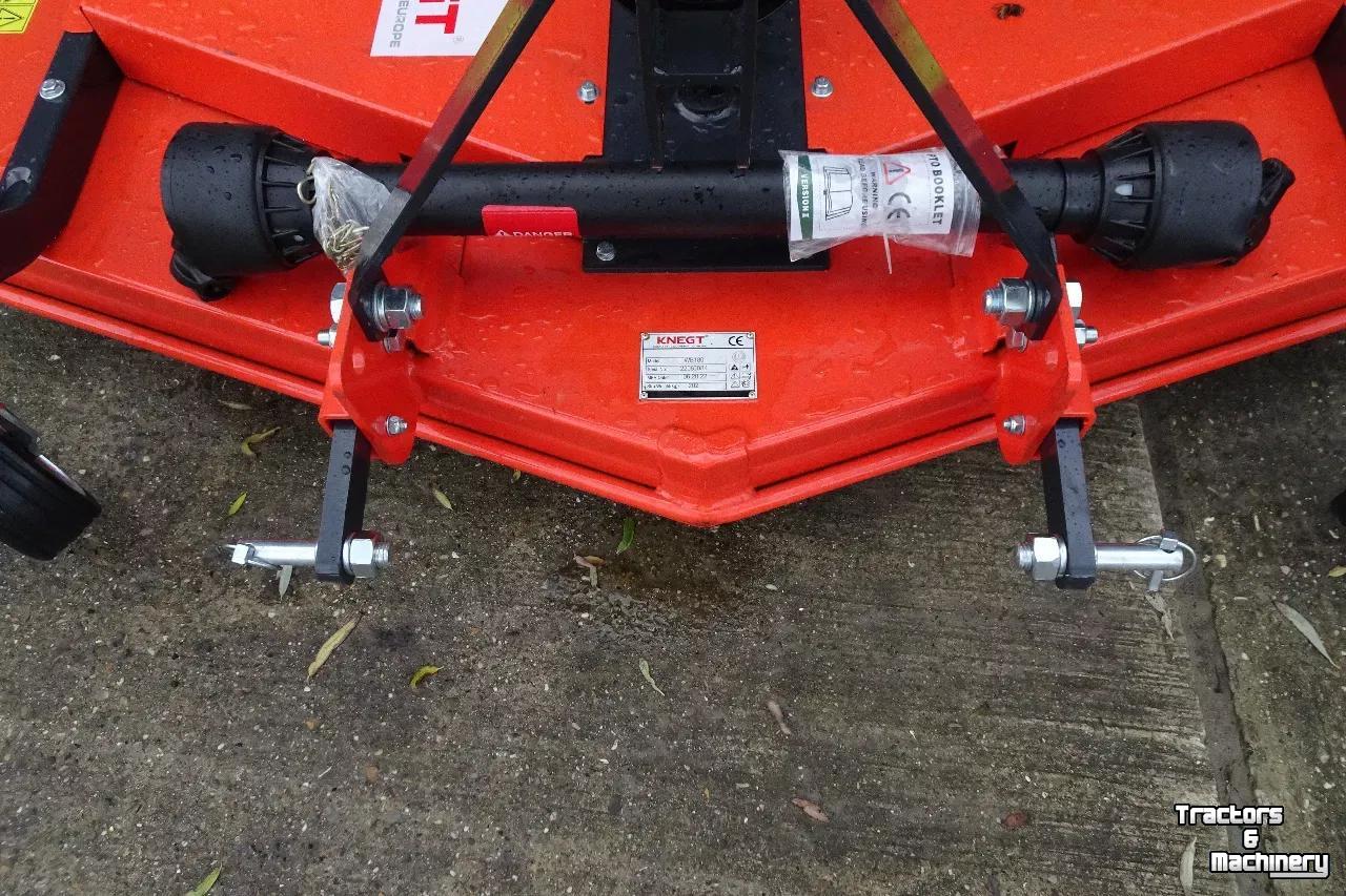 Faucheuse Knegt Weidebloter Cirkelmaaier 180  ACTIE