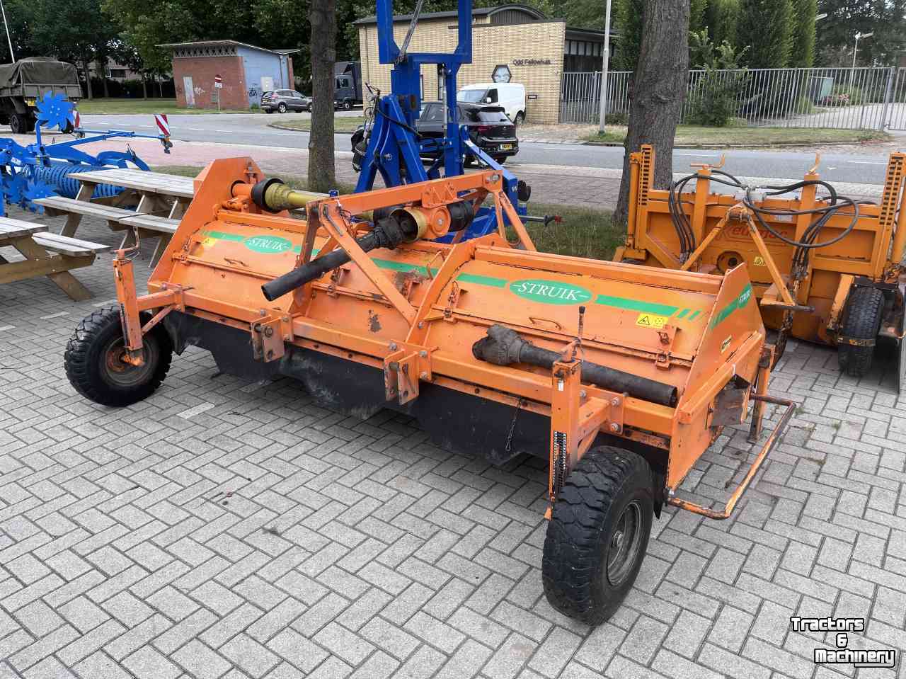 Broyeur de fanes Struik Loofklapper 4 LKFA75
