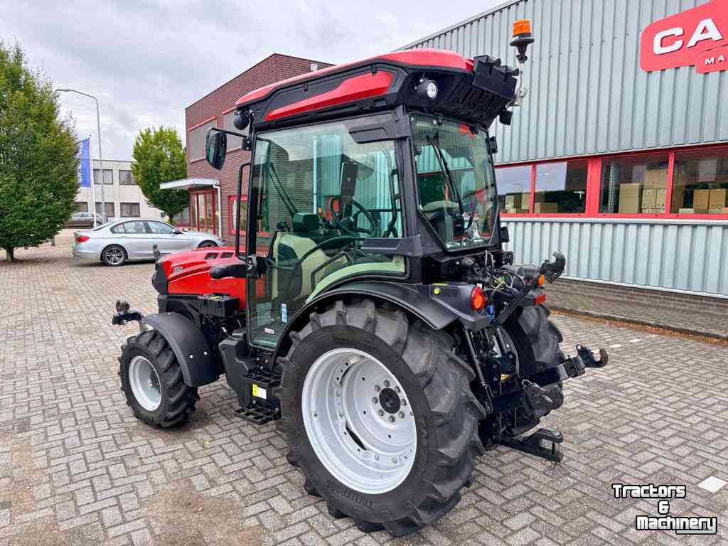 Tracteur pour vignes et vergers Case Quantum 110N Stage V Cab CAT 4