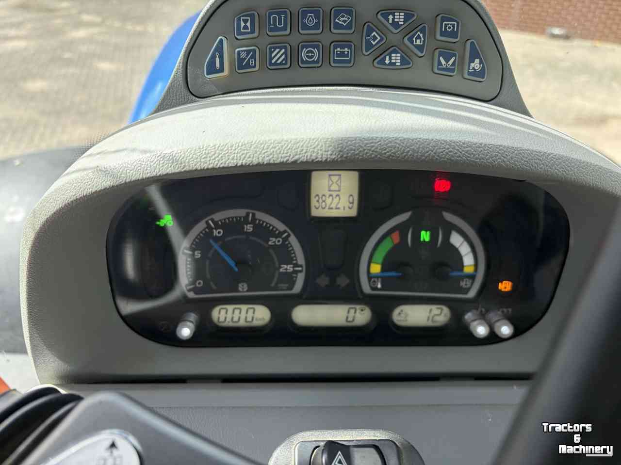 Tracteur New Holland T7.210 Powercommand 3800 uur!