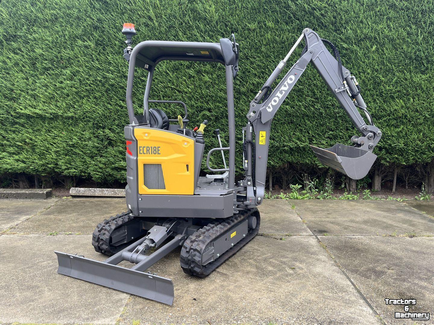 Mini pelleteuse Volvo ECR 18E