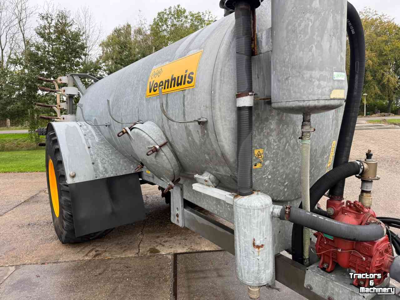 Tonneau de lisier Veenhuis Ecovac 8000 giertank + Bouwland injecteur bemester