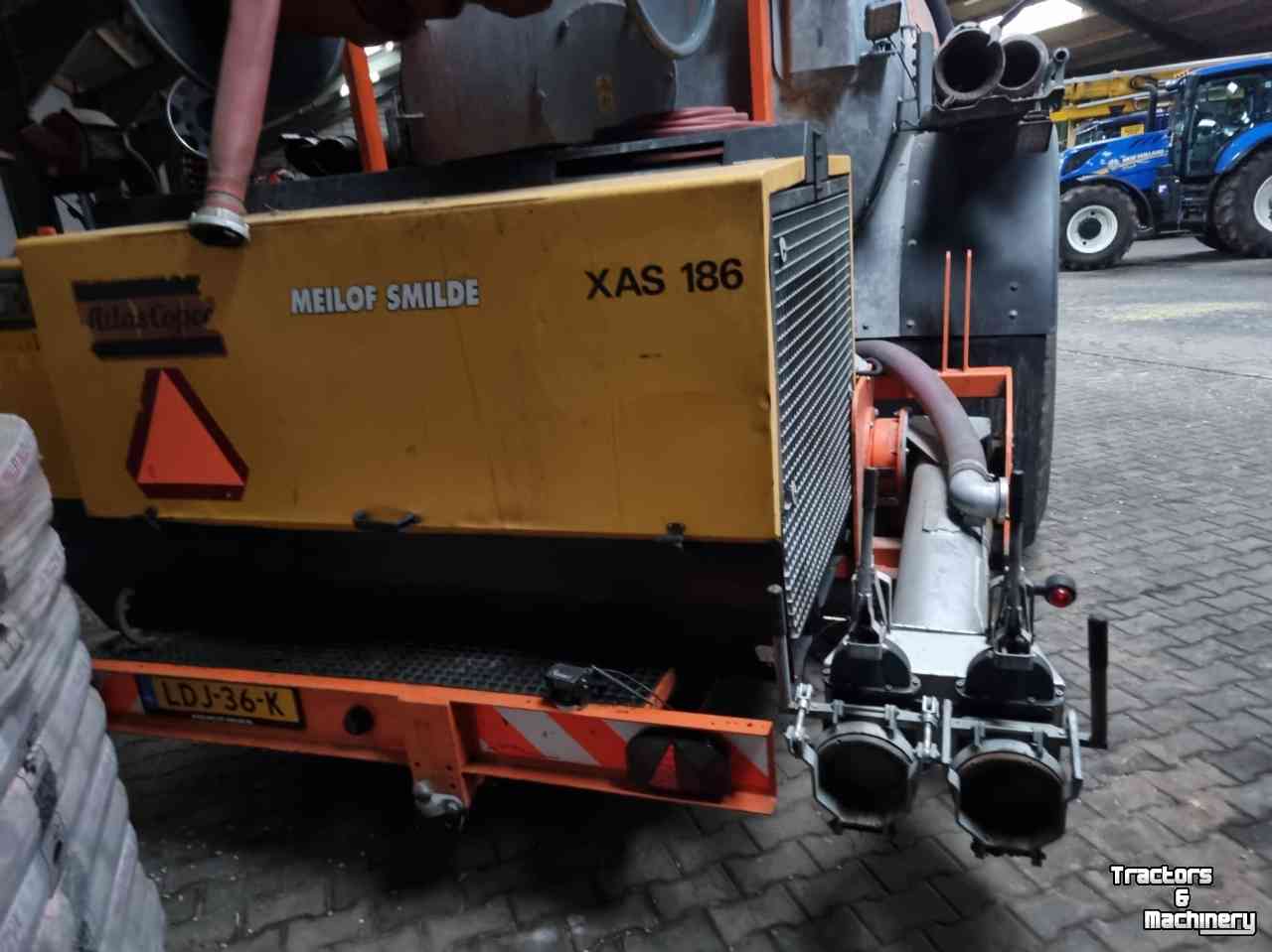 Distributeur à tuyau flexible trainé Schouten pomptank wagen