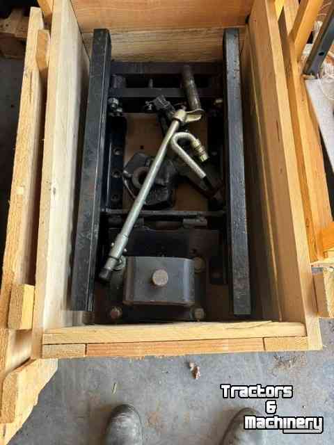 Autres tracteurs et accessoires Deutz-Fahr Diverse types 7200 bak