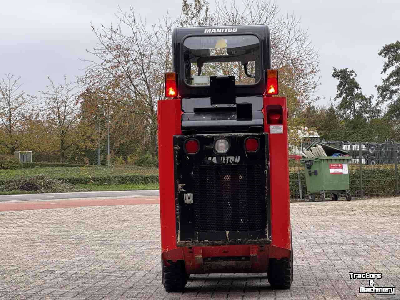 Chargeuse compacte Manitou 850R  Stage V Hydrostaat  150cm Breed