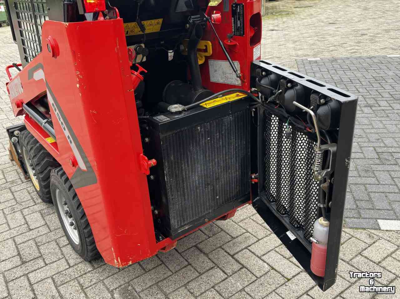 Chargeuse compacte Manitou 850R  Stage V Hydrostaat  150cm Breed