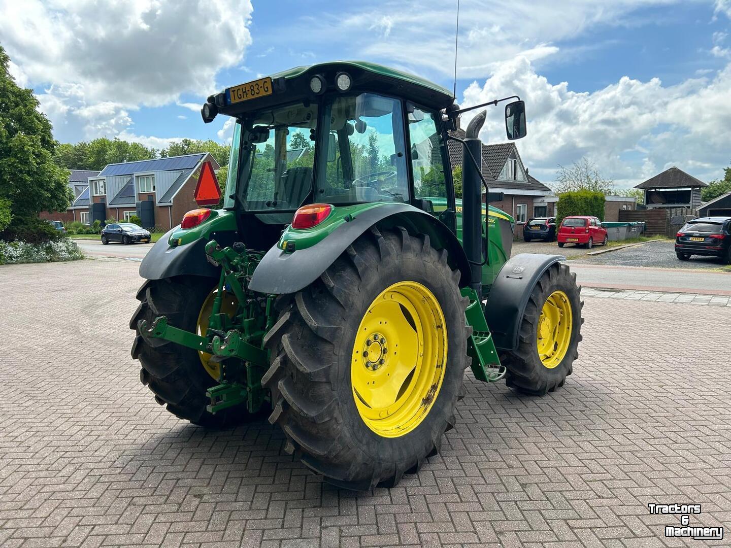 Tracteur John Deere 6100 RC