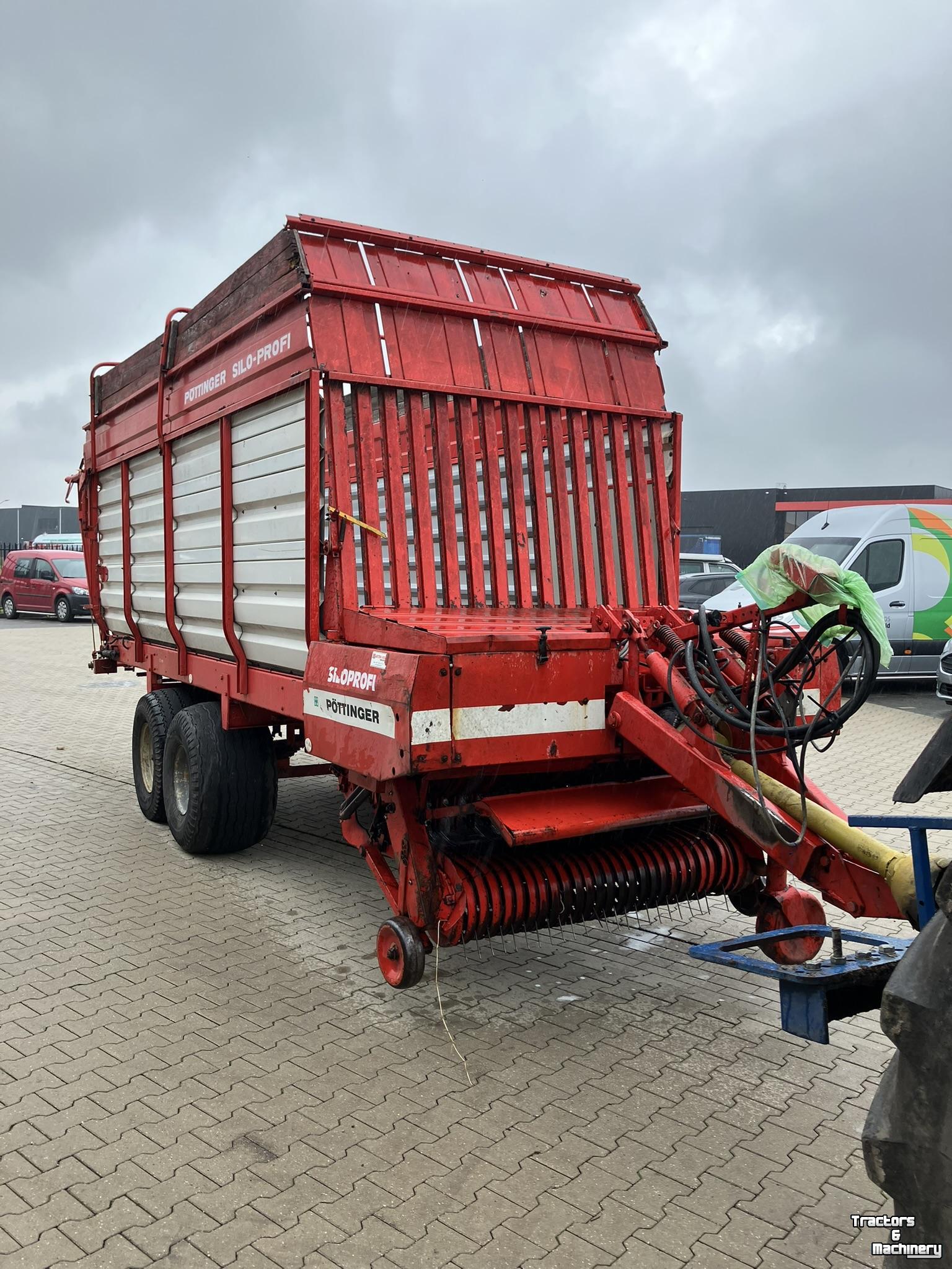 Remorque porte-machines Pottinger SW 102 SILO PROFI 1