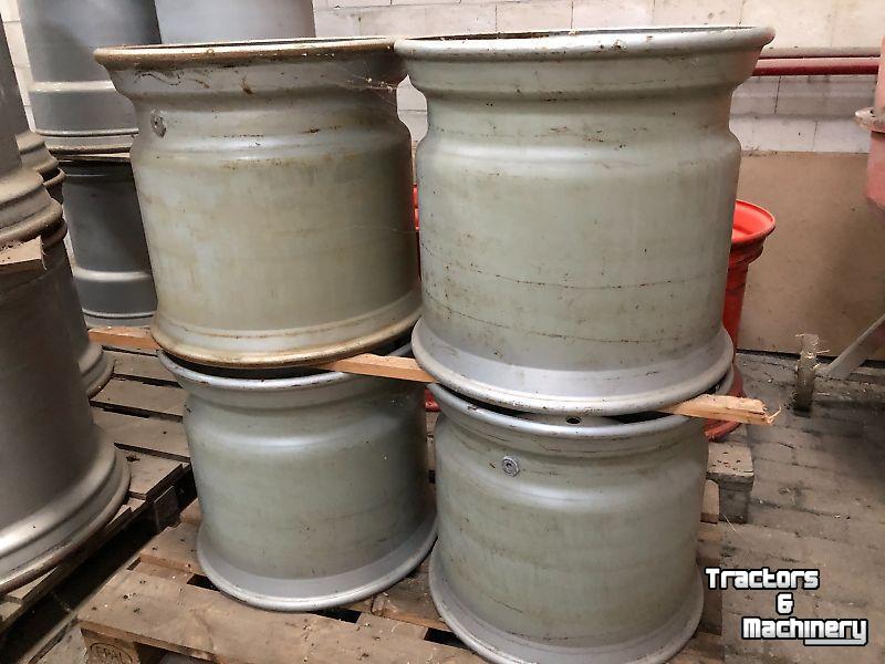 Roues, Pneus, Jantes, Barillets Jumelage  Velg - 18x20.5 et0