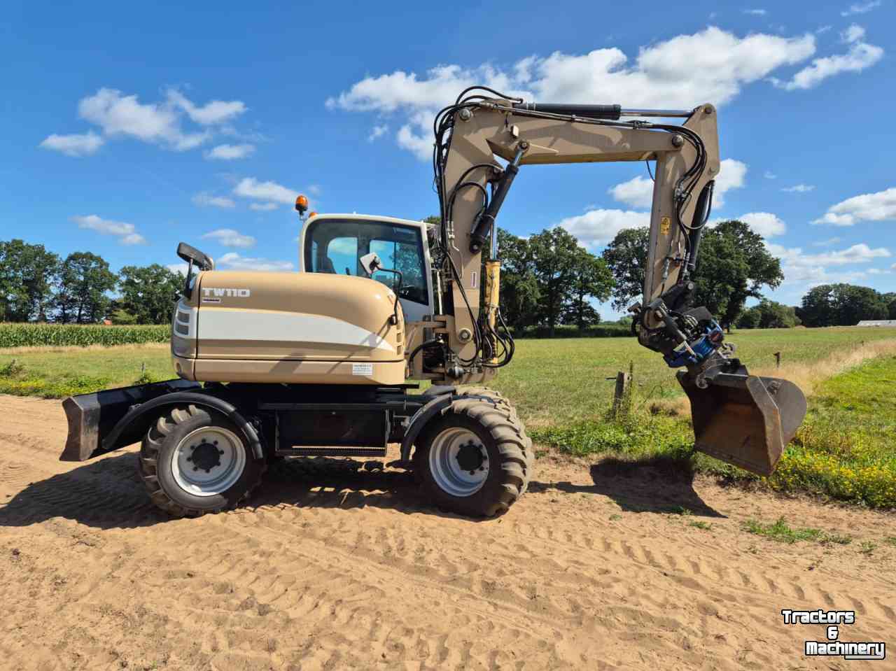 Pelles sur pneus Terex TW 110