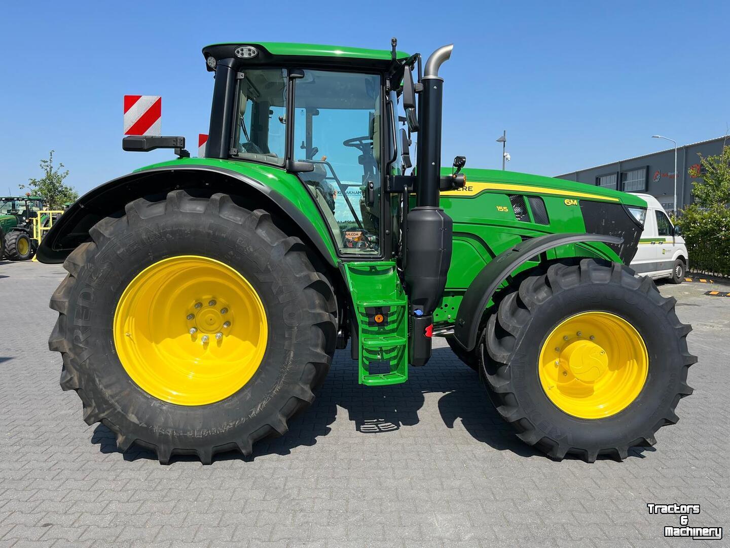 Tracteur John Deere 6M 155