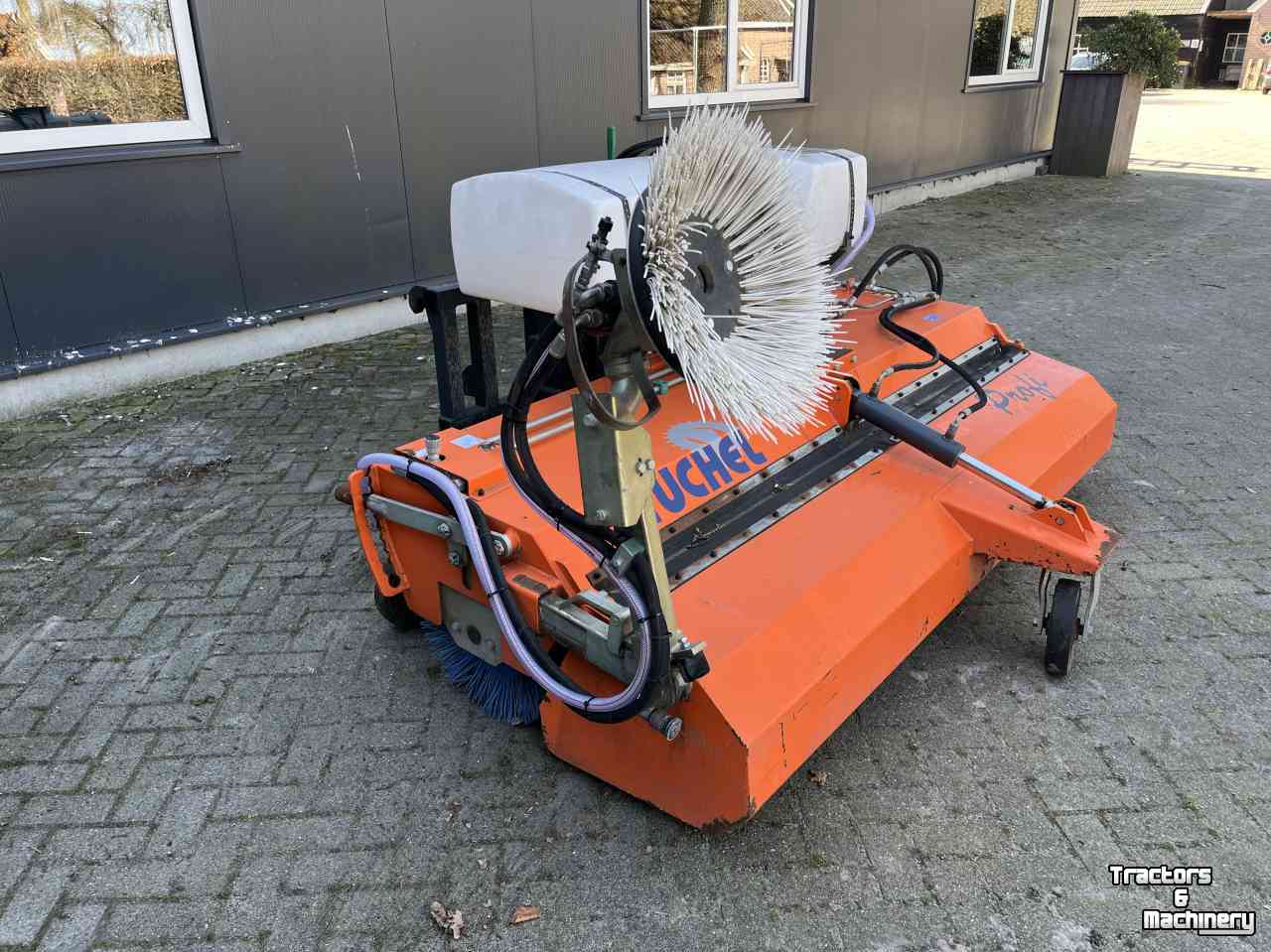 Balayeur Tuchel Tuchel Profi 230 - H - 600 Veegmachine