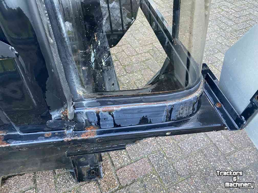 Pièces d‘occasion pour tracteurs Case-IH kaal cabine frame van een 856XL