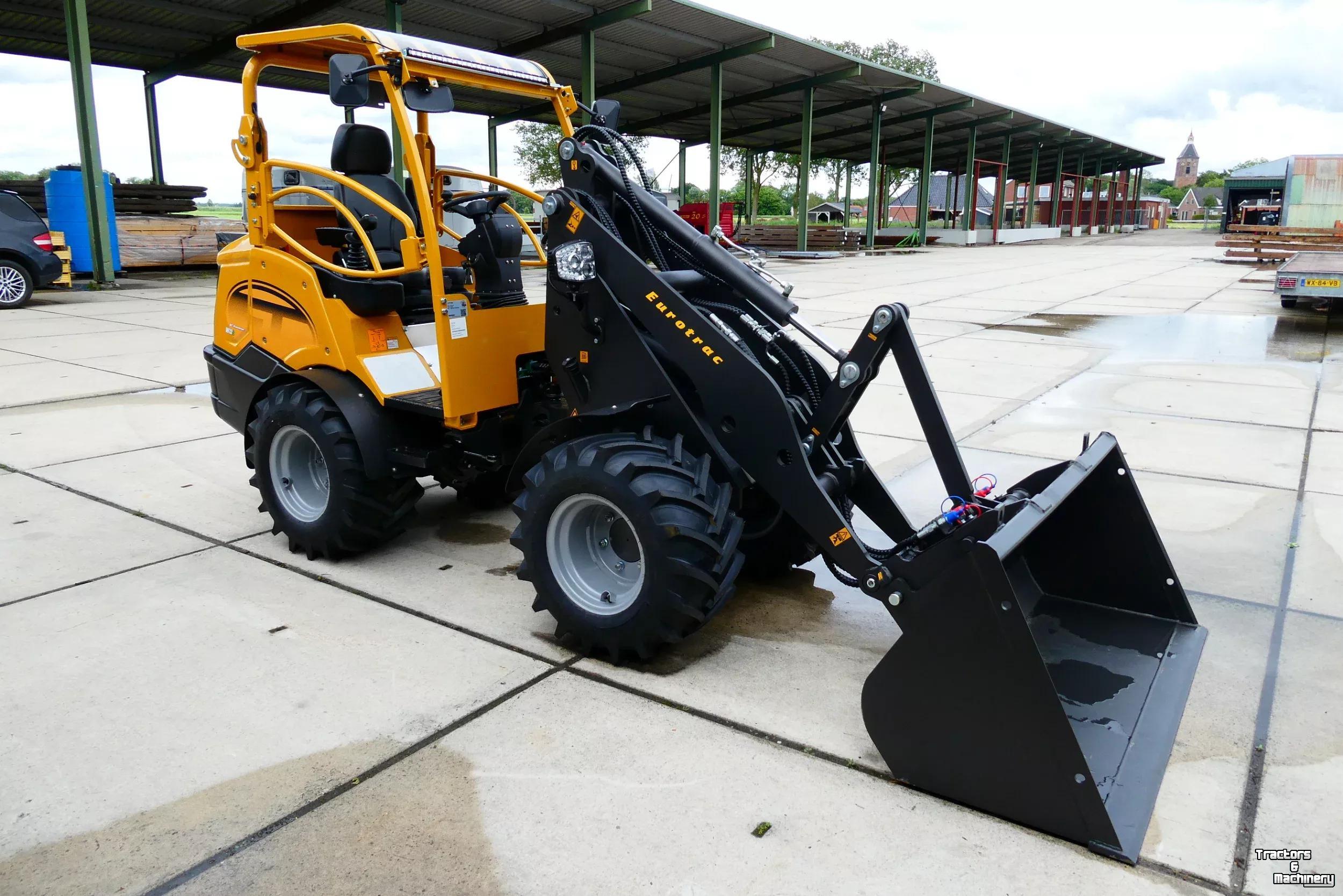 Chargeuse sur pneus Eurotrac W12S