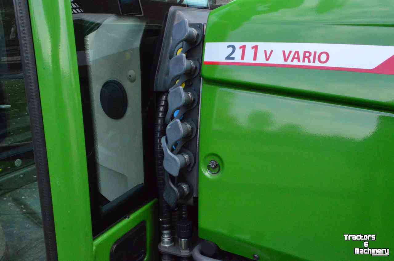 Tracteur pour vignes et vergers Fendt 211V Gen3 Profi+ Setting2