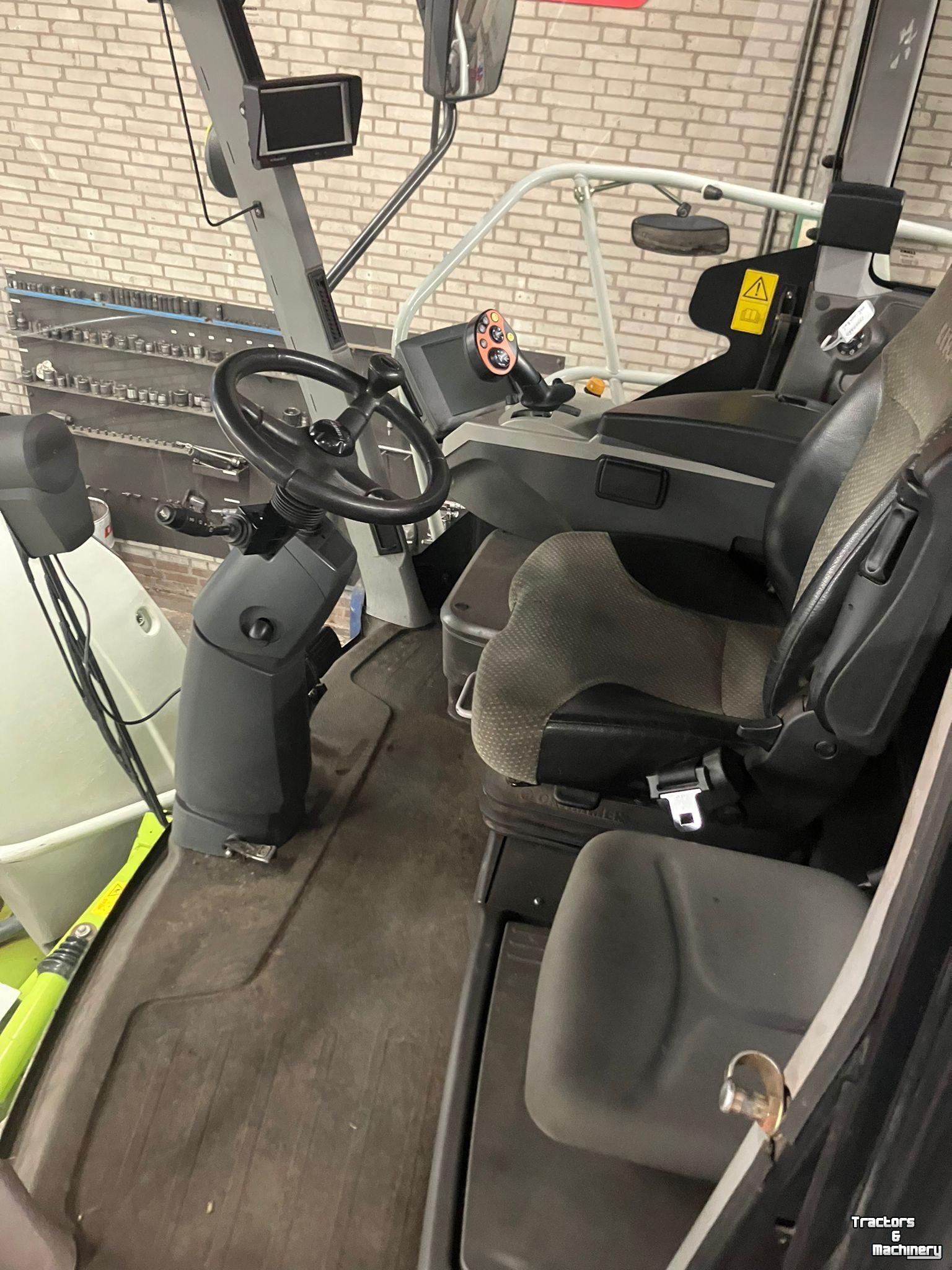 Ensileuse automotrice Claas Jaguar 940