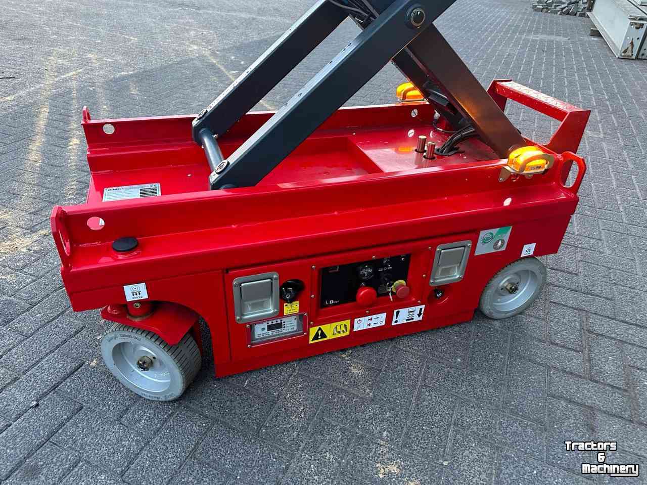 Elévateur à nacelle Magni ES0607DC schaarhoogwerker Nieuw staat Magni schaarlift, van Bj 2022,
