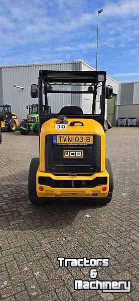 Chargeuse sur pneus JCB 403