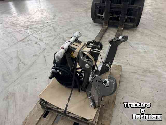 Tracteur pour vignes et vergers Fendt 211/210/209/208 V/F/P Fronthef smalspoor