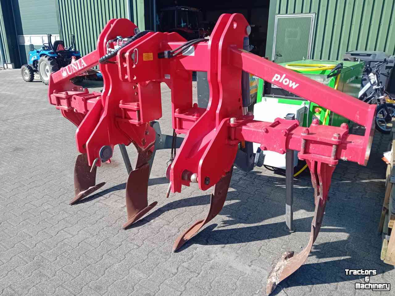 Décompacteur Unia Plow B4