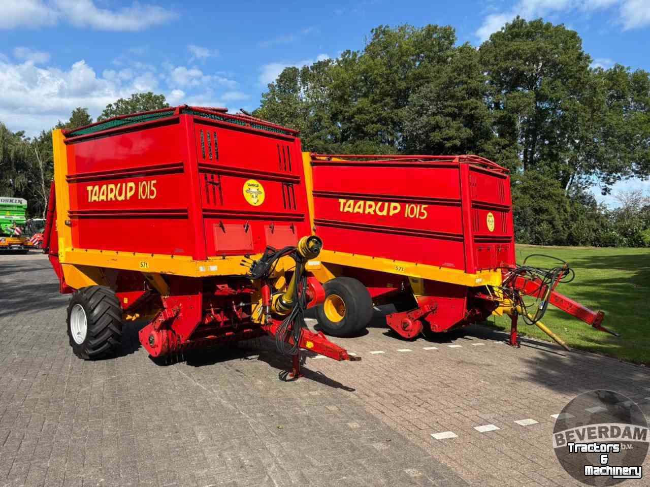 Autochargeuse Taarup 1015