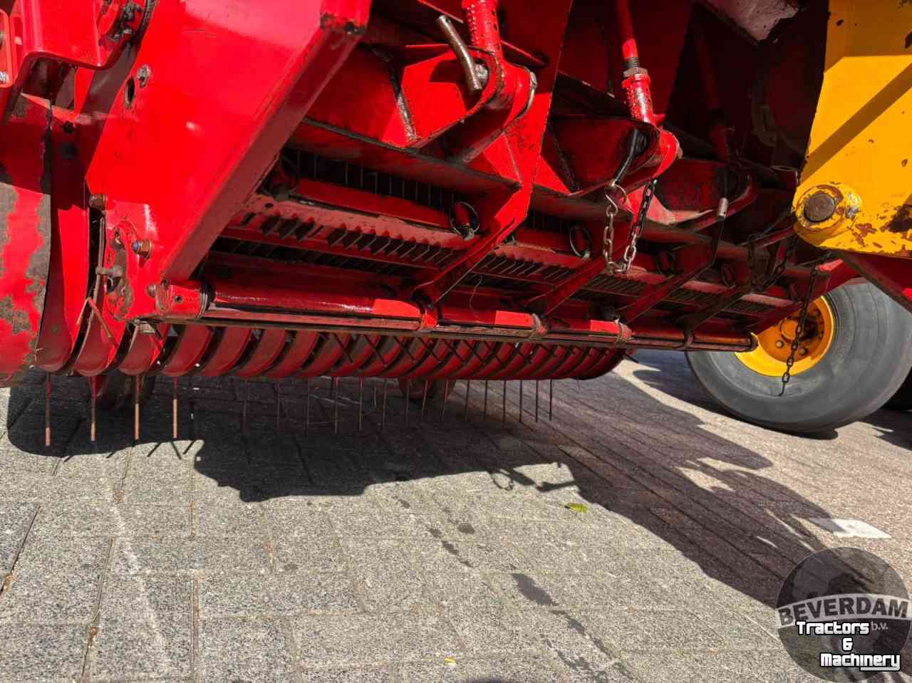 Autochargeuse Taarup 1015