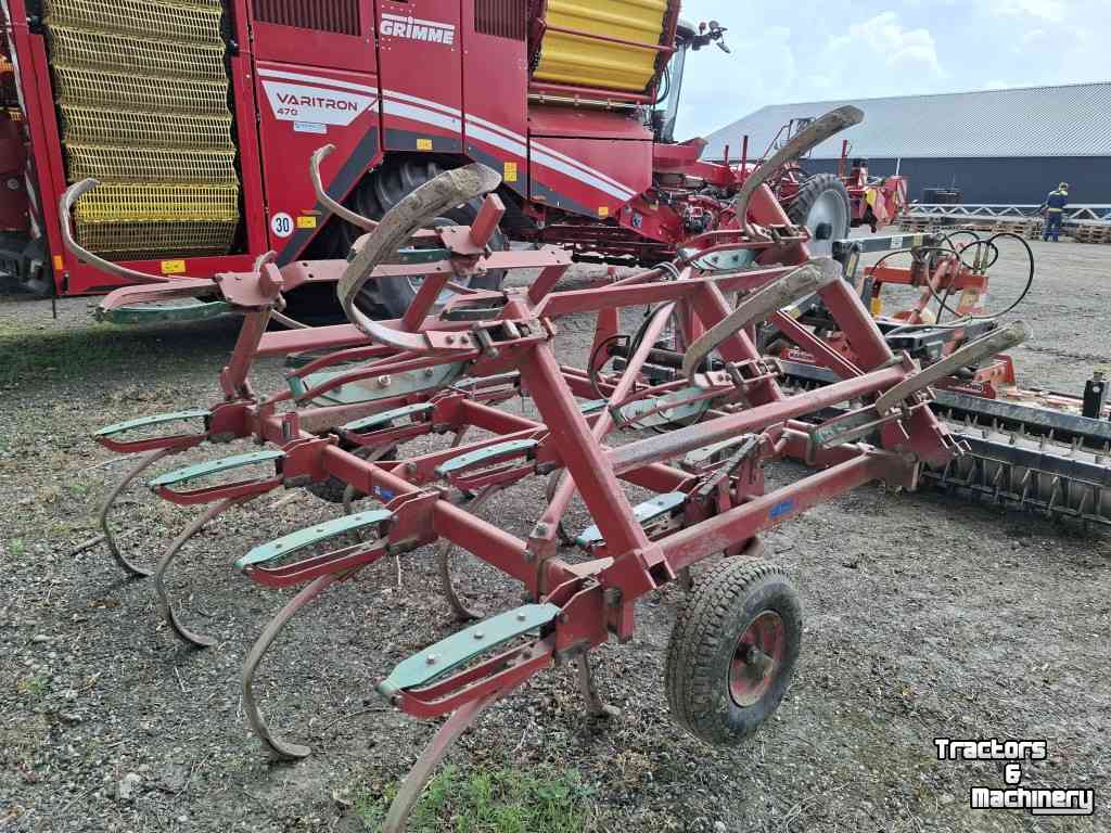 Cultivateur Kverneland Turbo 1 cultivator