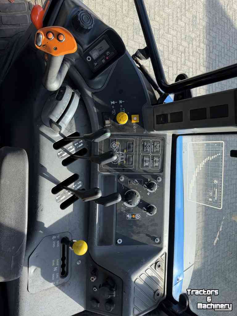 Tracteur New Holland TM140 RC