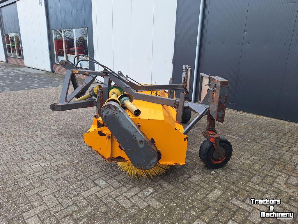 Balayeur Holaras TURBO A-250