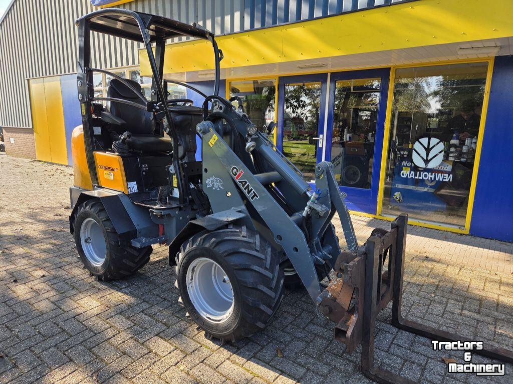 Chargeuse sur pneus Giant D332SWT