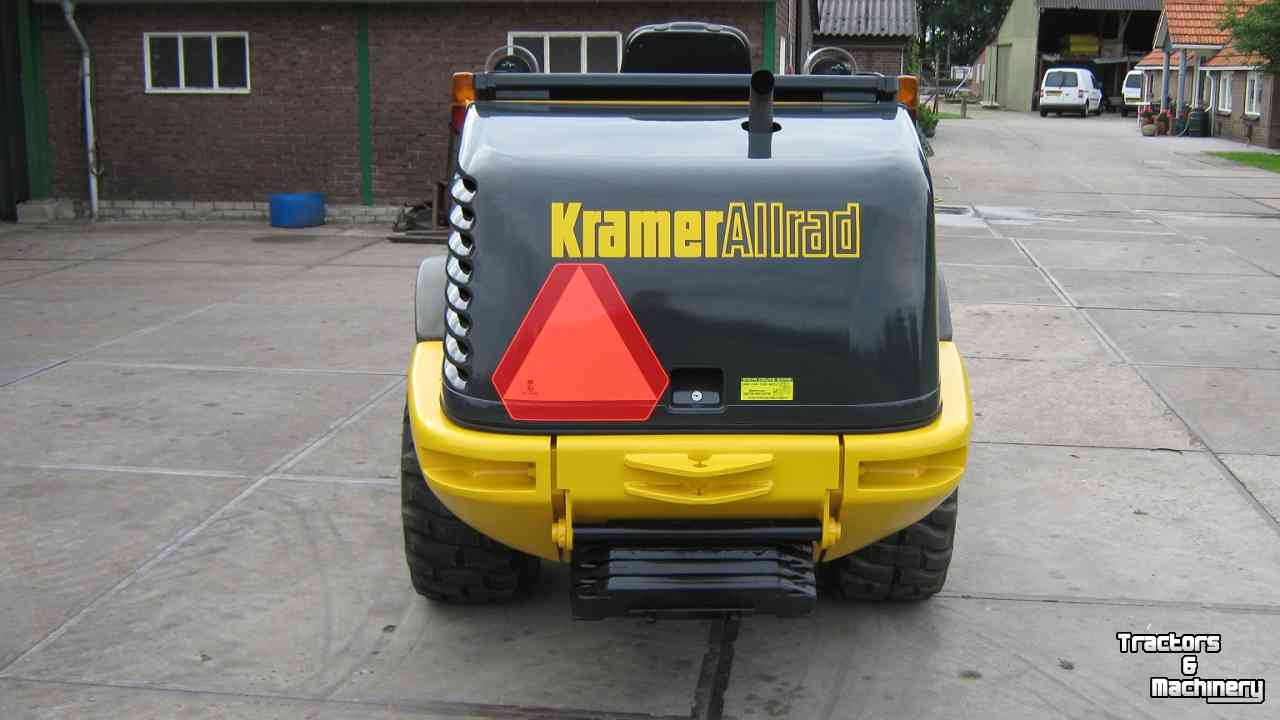Chargeuse sur pneus Kramer 318