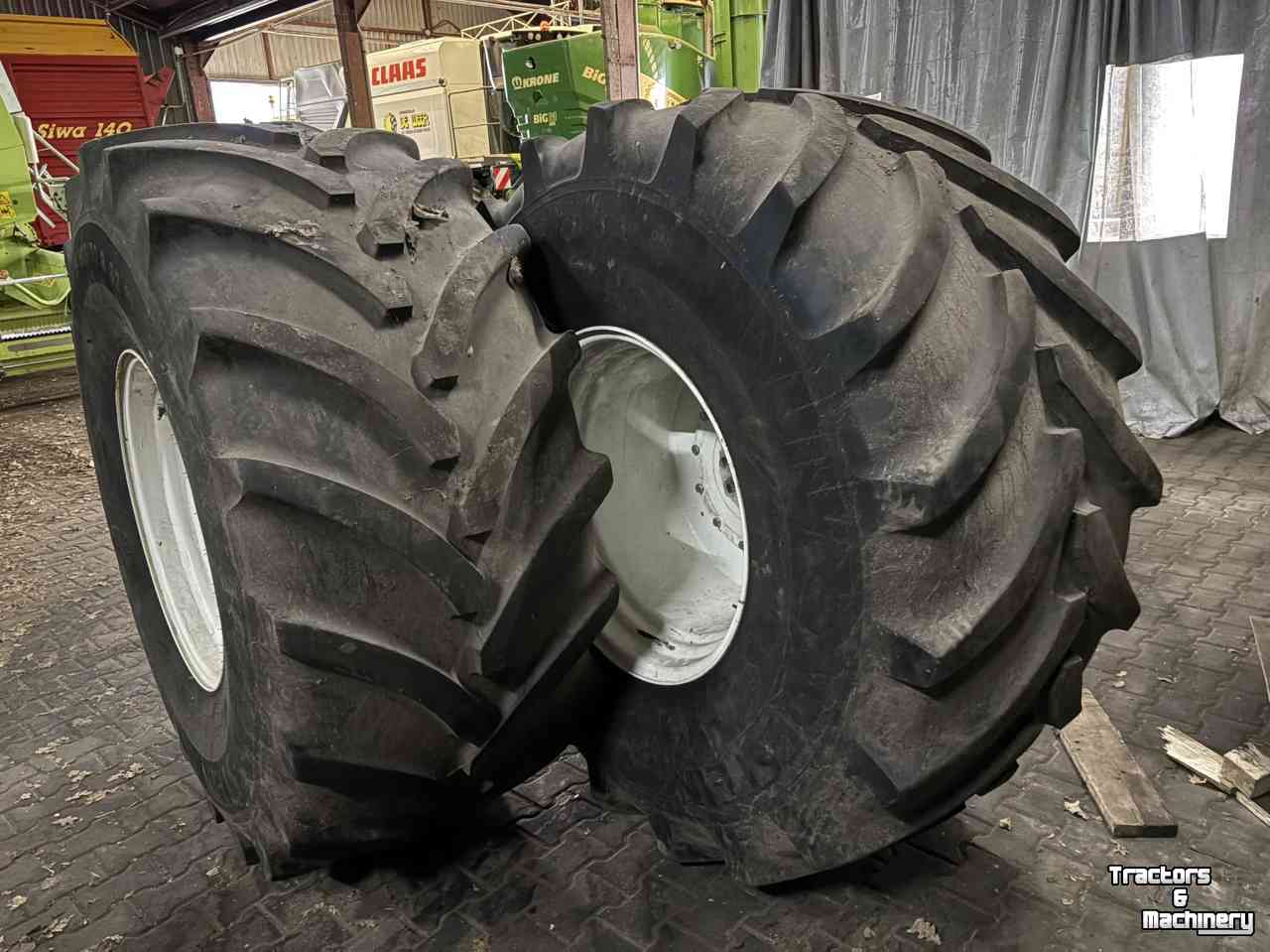 Roues, Pneus, Jantes, Barillets Jumelage Vredestein 800/70R32