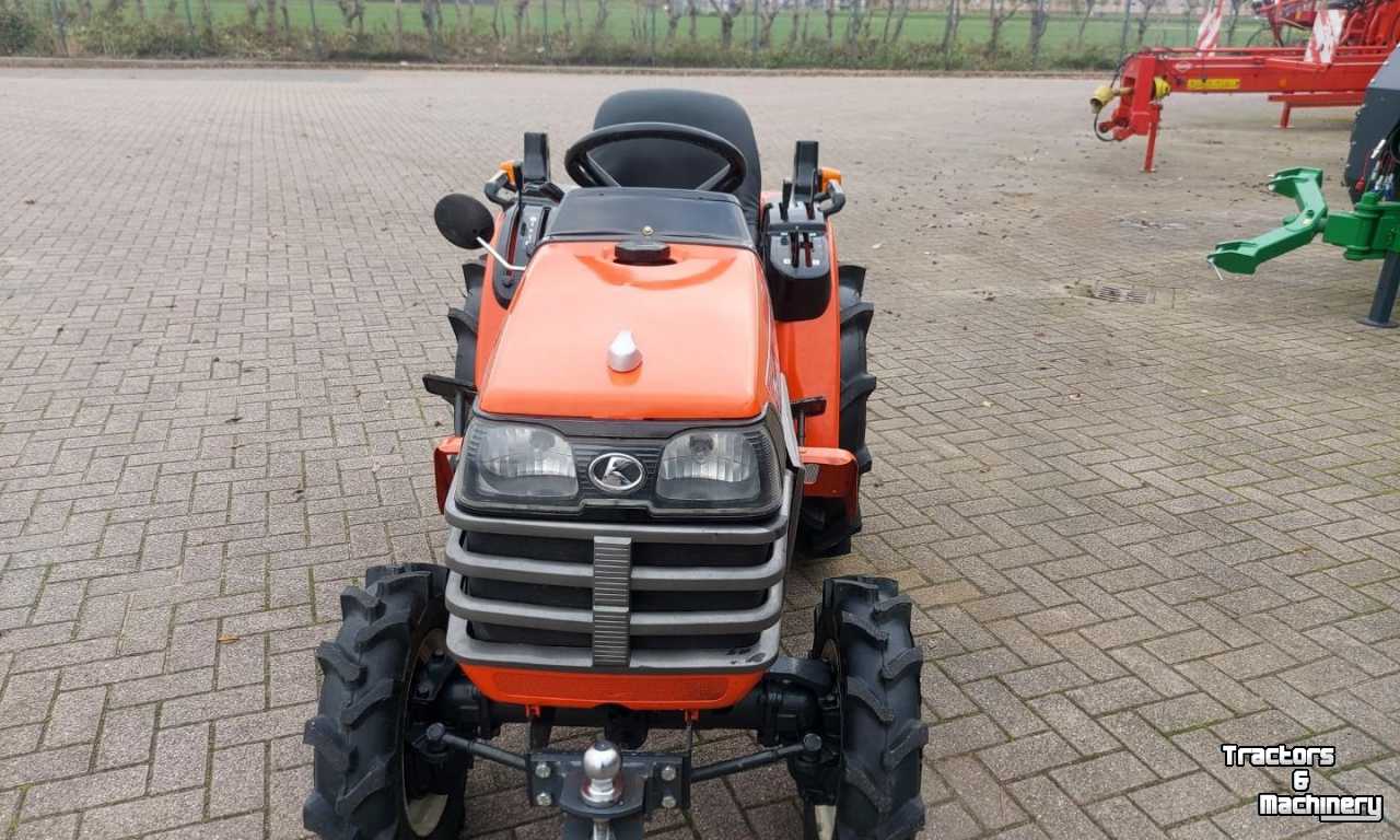 Tracteur pour horticulture Kubota Granbia-Boy GB 150 Compact Tractor Traktor Tracteur