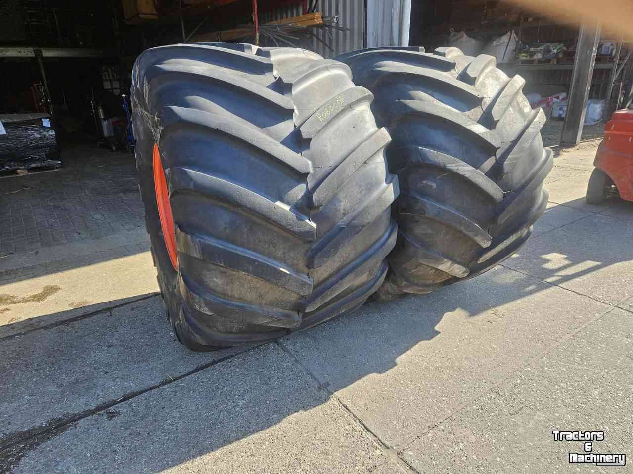 Roues, Pneus, Jantes, Barillets Jumelage Michelin 1000/50R25. 40 mm