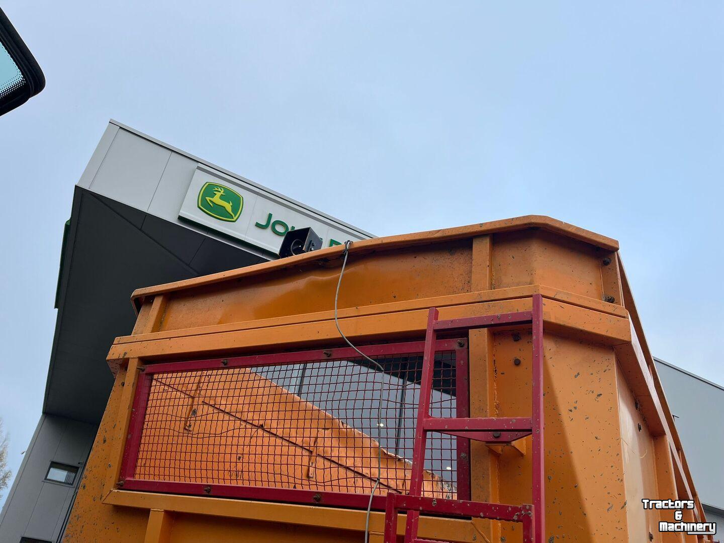 Benne agricole BeBoMa 16000