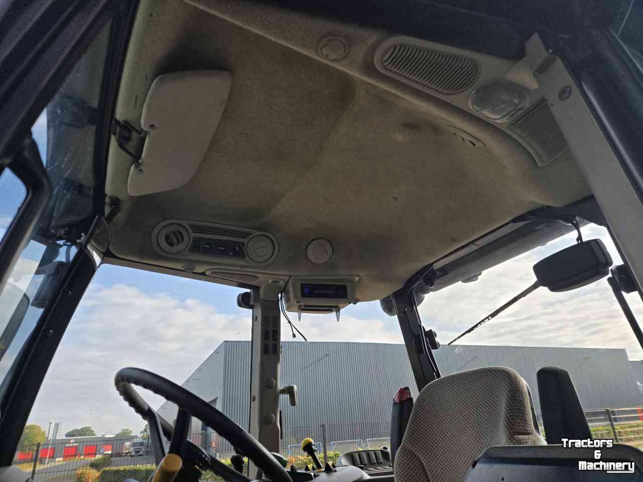 Tracteur John Deere 5100M